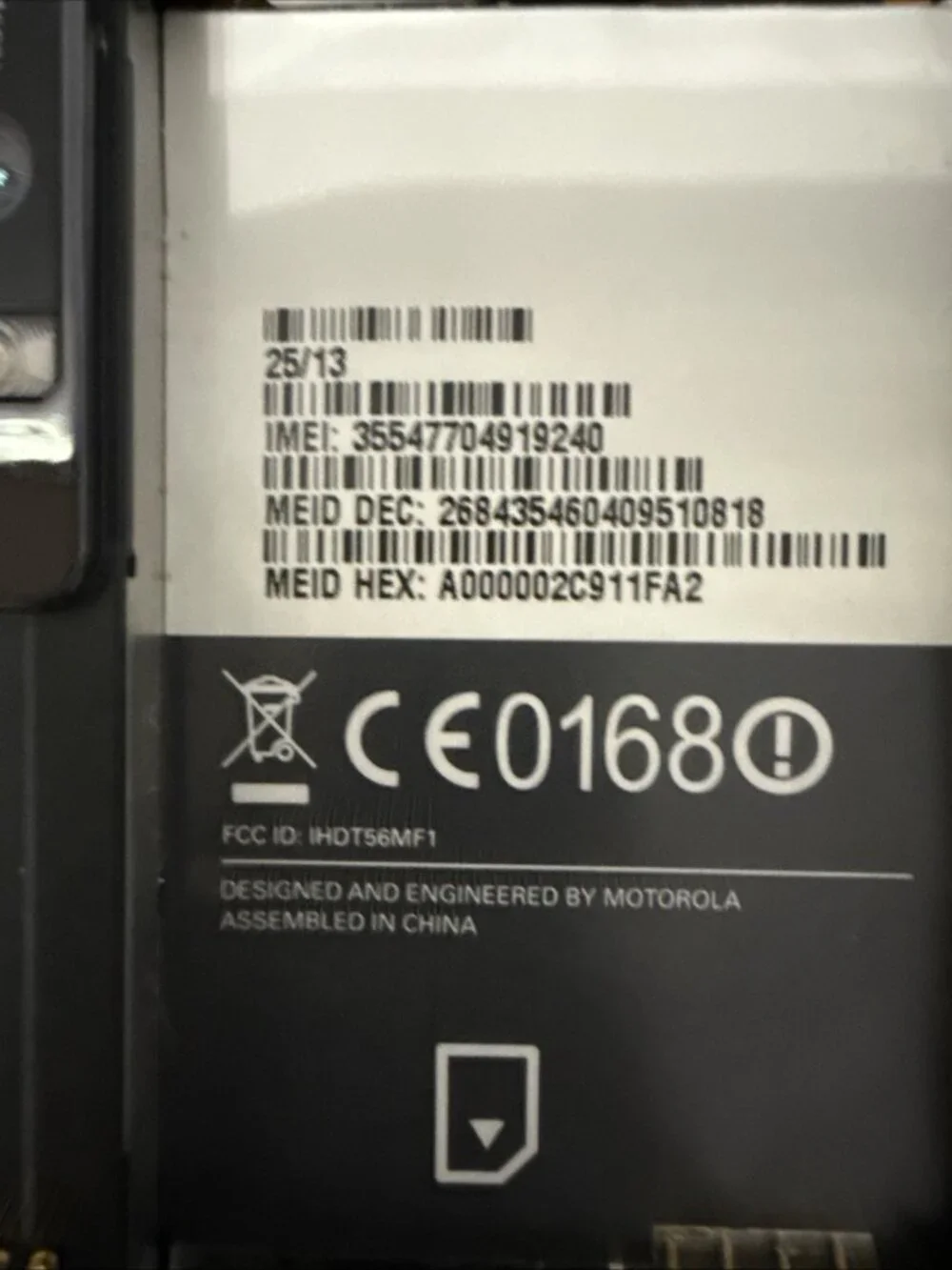 Motorola Side Slide Cell Phone Qwerty HD Video 8MP Parts Only Not Working AS IS